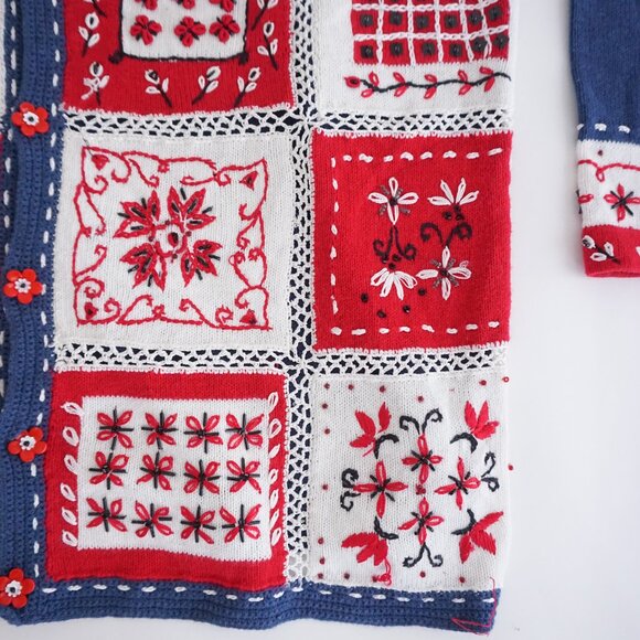 Vintage Storybook Knits Red White Blue Patchwork Embroidered Grandma Cardigan L - Picture 5 of 9